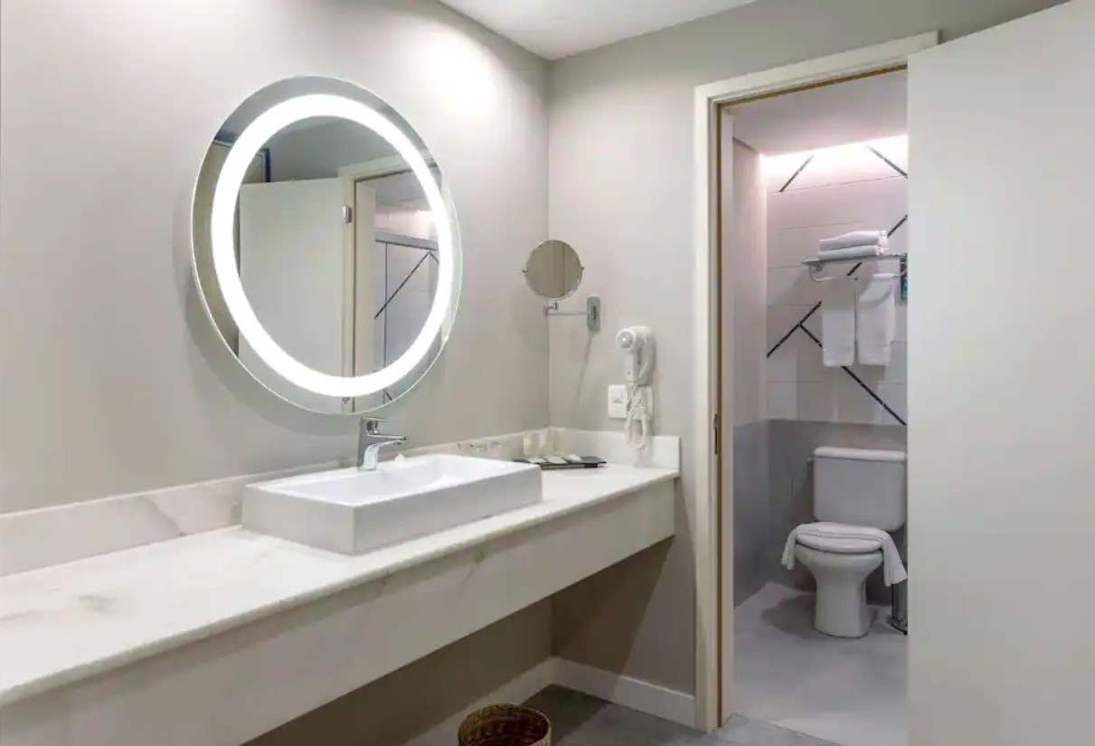 Apartamento Família_banho.jpg